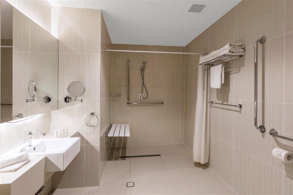 PLUS HOTEL DIANA (Brisbane)